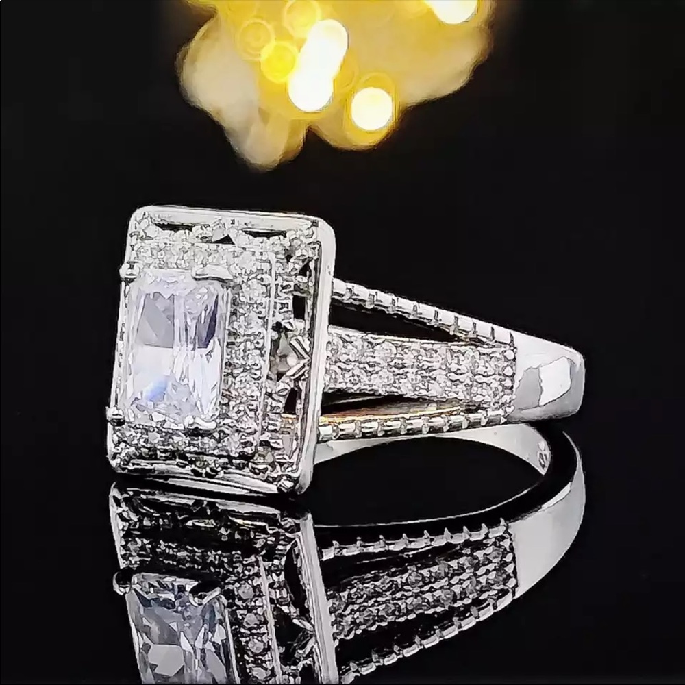 New Women’s 925 Silver Square Diamond Engagement Ring - Picture 4 of 6